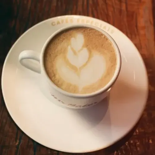 CAFÉS ESPECIAIS, CHOCOLATES E CHÁS