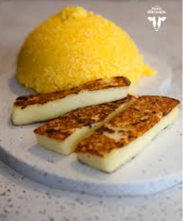 CUSCUZ  COM QUEIJO COALHO 