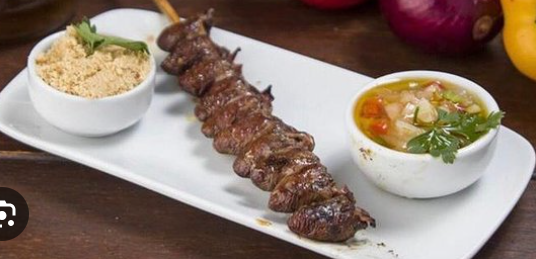 ESPETINHO DE CORAÇÃO 