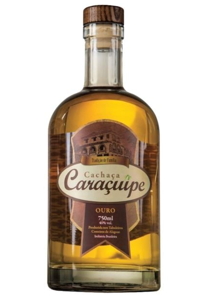 Cachaça Caruçuípe Ouro 