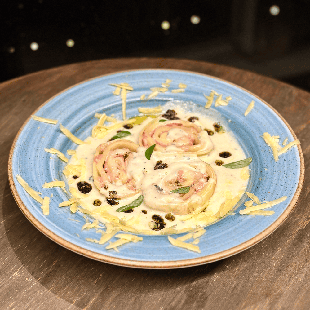 RONDELLI PRESUNTO E QUEIJO AO MOLHO 4 QUEIJOS