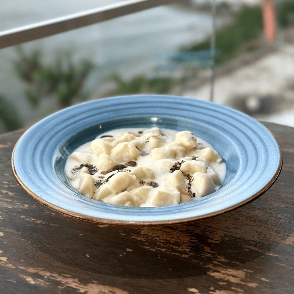 NHOQUE AO MOLHO 4 QUEIJOS