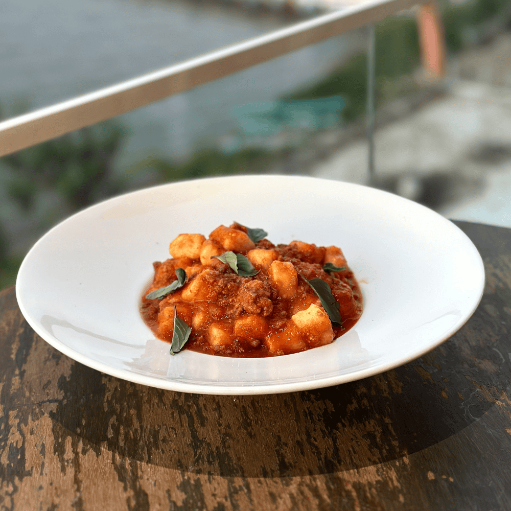 NHOQUE AO MOLHO À BOLONHESA