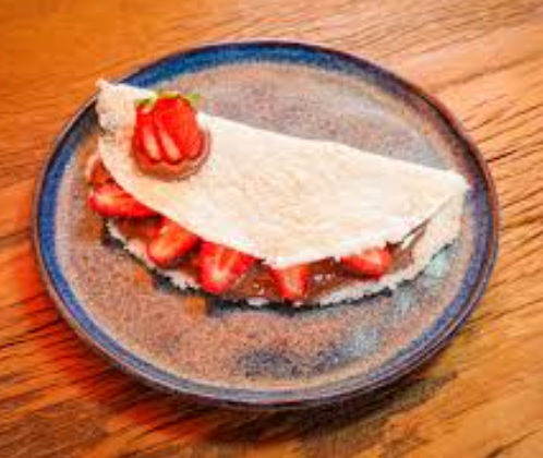 TAPIOCA DE NUTELLA COM MORANGO 